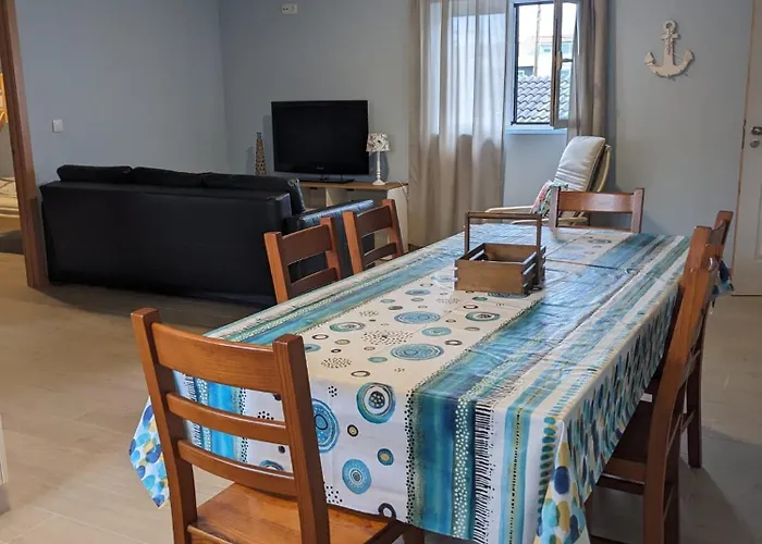 T2 Na Da - Yellow Door